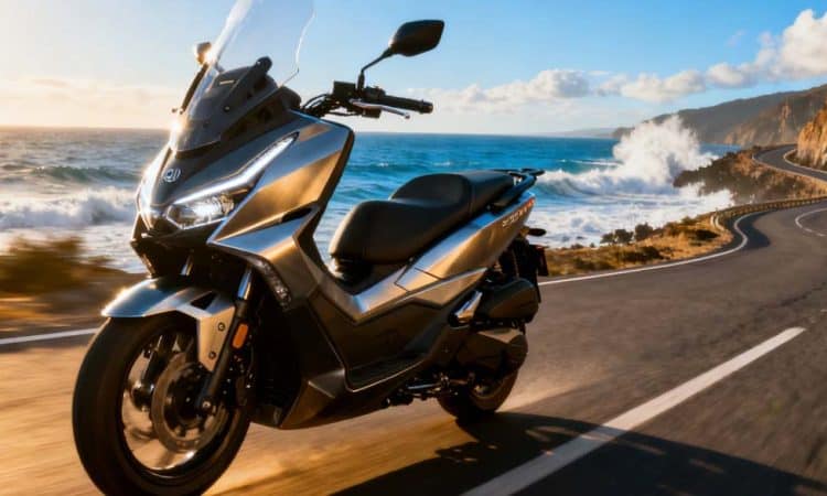 QJ Motor Tourino 250 DX: Skuter Touring Modern dengan Performa Tangguh